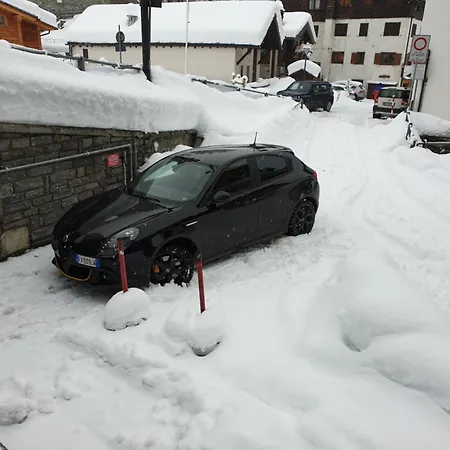 Finestra Sul Cervino * ברויל-קרוויניה